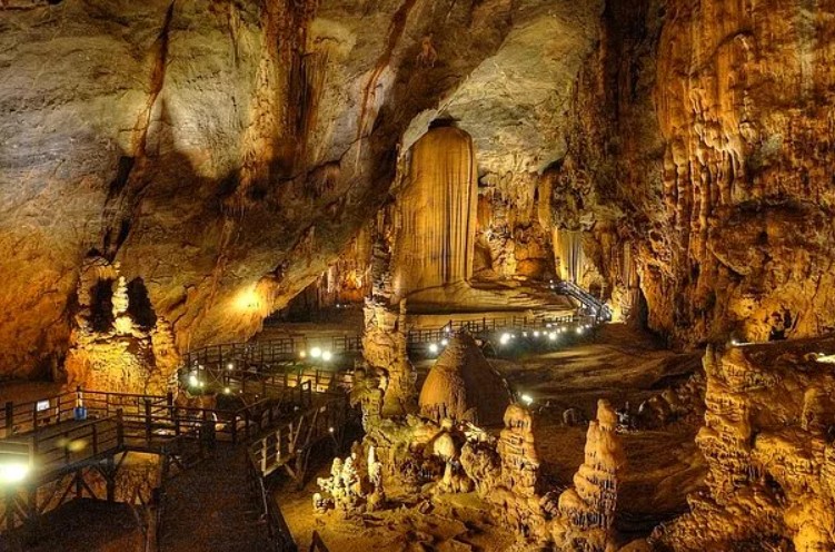 Son Doong Magarasi En Buyuk magara